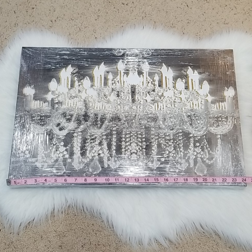 👑👑👑NEW Chandelier Canvas Art👑👑👑 - Picture 2 of 8